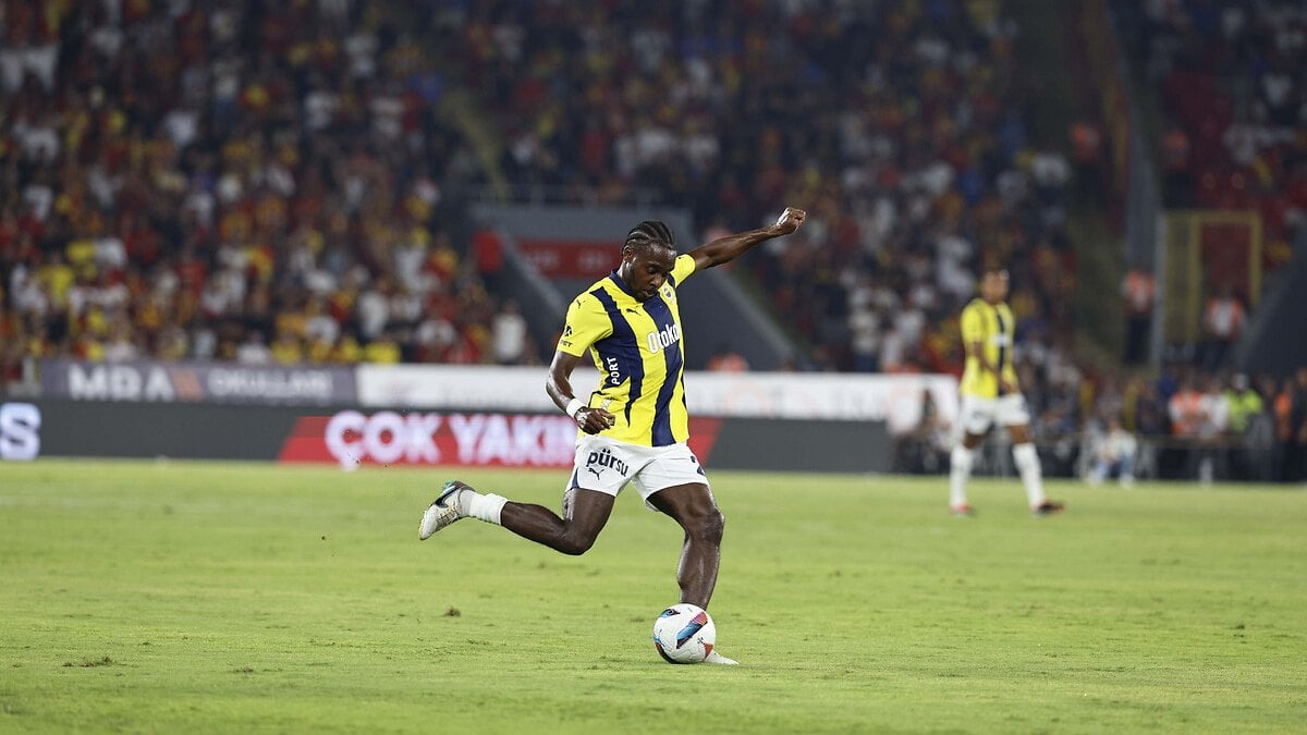 Fenerbahçe’de Osayi Samuel sakatlandı
